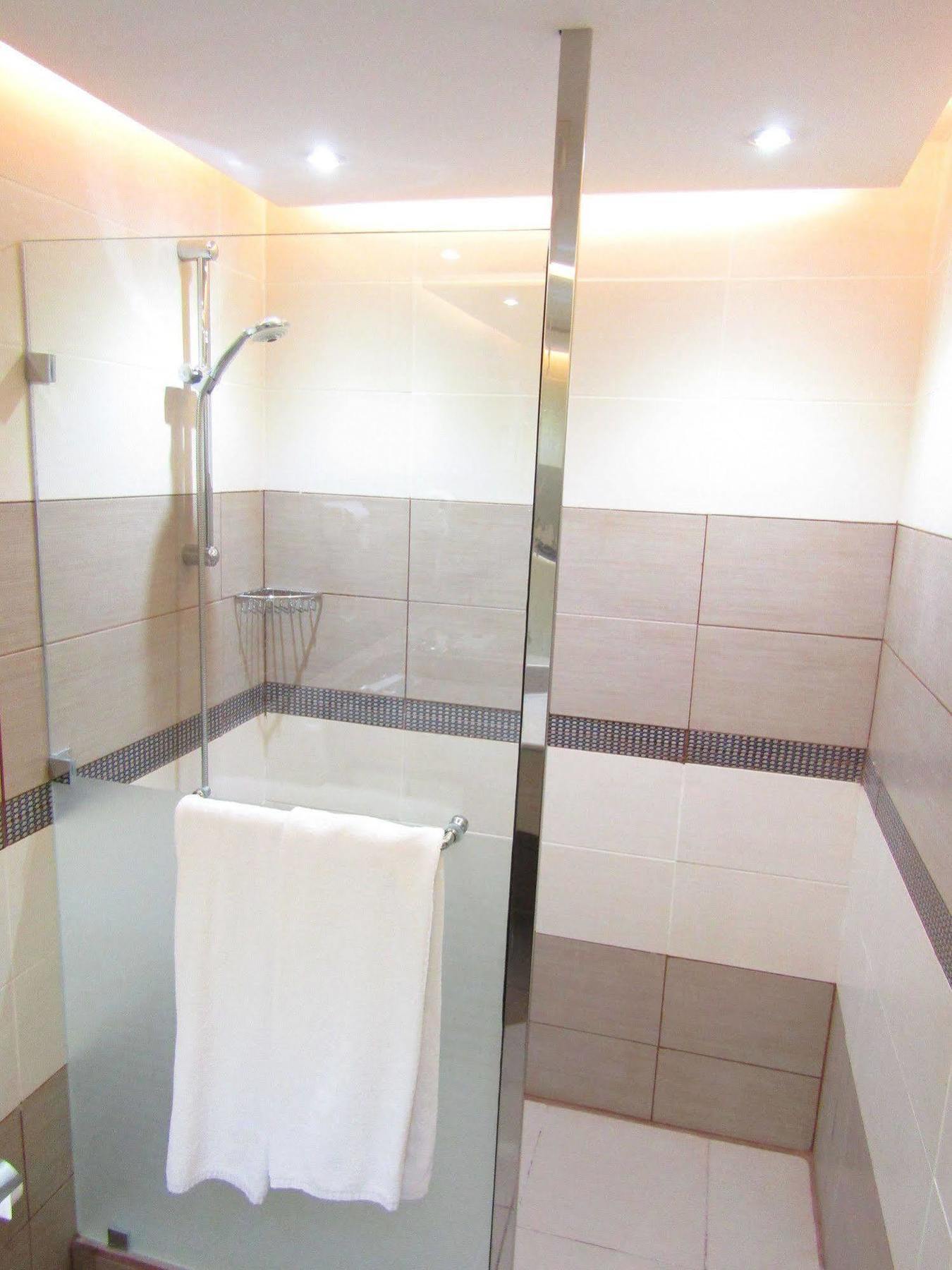 Hotel Al Mutlaq 3*
